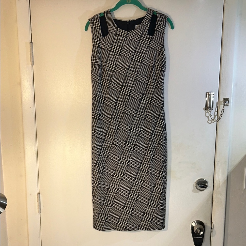 NWOT Black & White Checked Modern MIDI Dress By Carmen Marc Valvo